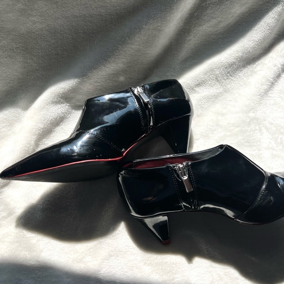 Black Patent Pointed Toe Booties - Picture 2 of 16